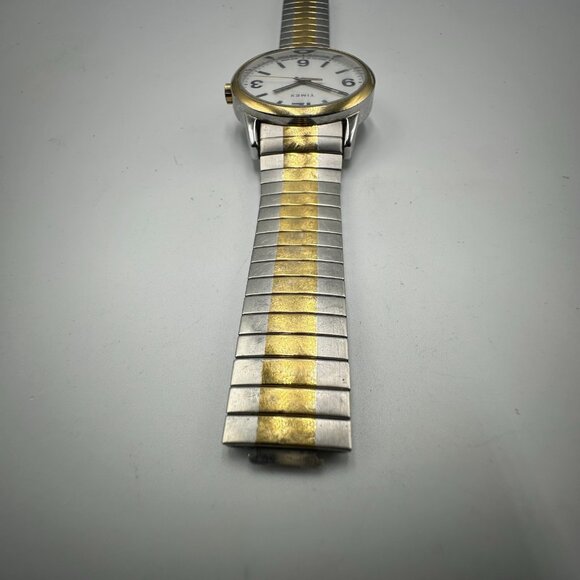 Timex Easy Reader Watch Men Silver Gold Two Tone BROKEN Stretch Band New Battery - Picture 4 of 8